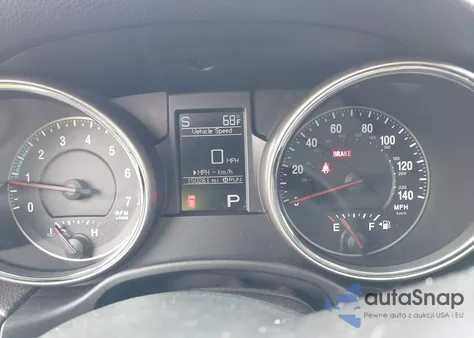 2011 Jeep Grand Cherokee Laredo from USA, damaged, VIN 1J4RR4GG7BC671054